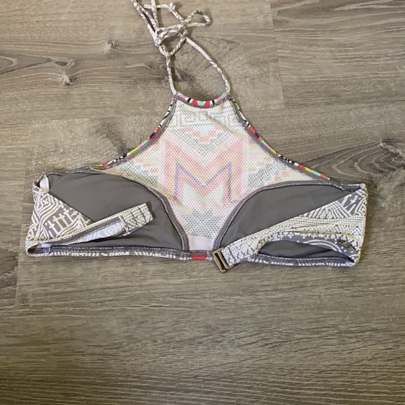 RIP CURL high neck swimsuit top - Picture 2 of 2